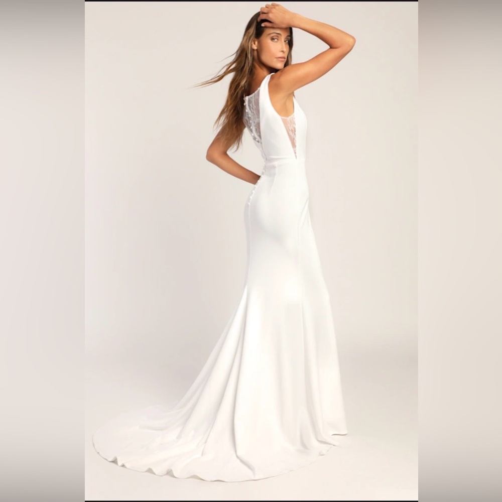 Elegant White Wedding Dress
